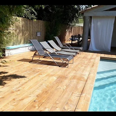 Maison Individuelle A 7km Des Gorges De L'ardeche, Piscine, Vue, Au Calme Vila *